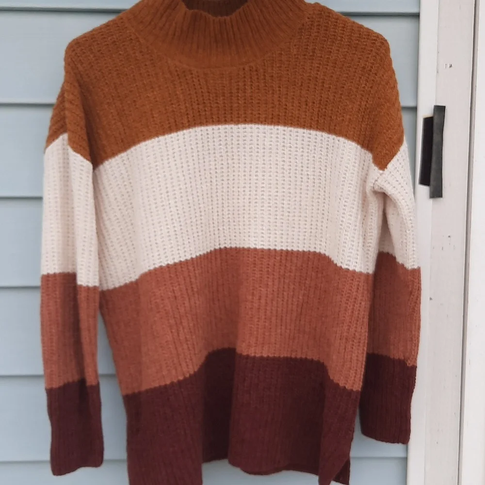 Hippee Rose Sweater - Picture 1 of 3